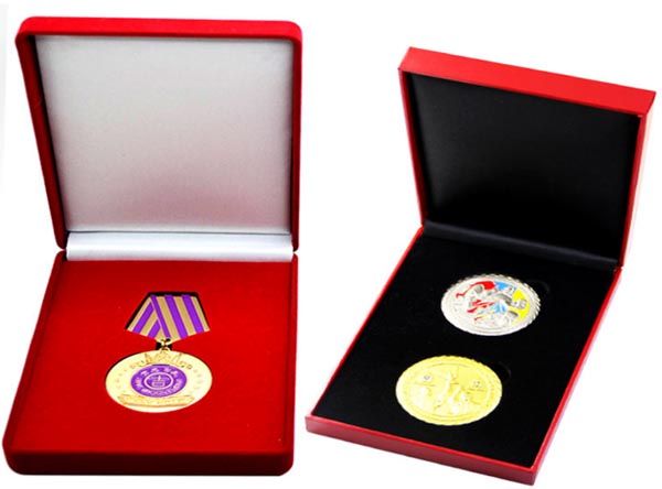 https://www.kingtaicrafts.com/china-custom-military-medals/